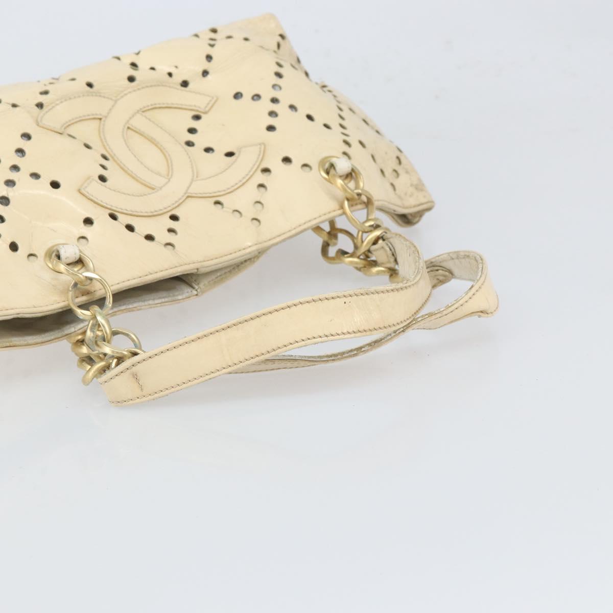 CHANEL Hand Bag Patent leather Ivory Gold CC Auth 168387