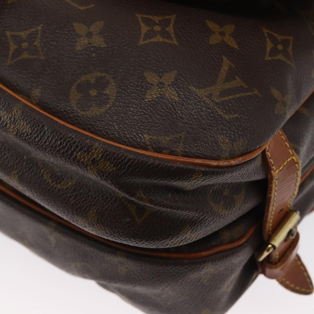 LOUIS VUITTON Monogram Saumur 30 Shoulder Bag M42256 LV Auth 168684