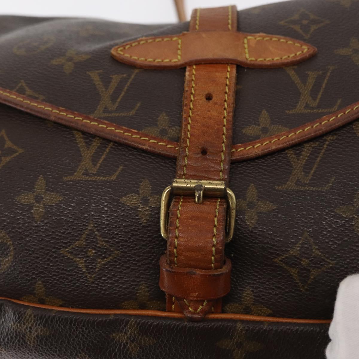 LOUIS VUITTON Monogram Saumur 30 Shoulder Bag M42256 LV Auth 168684