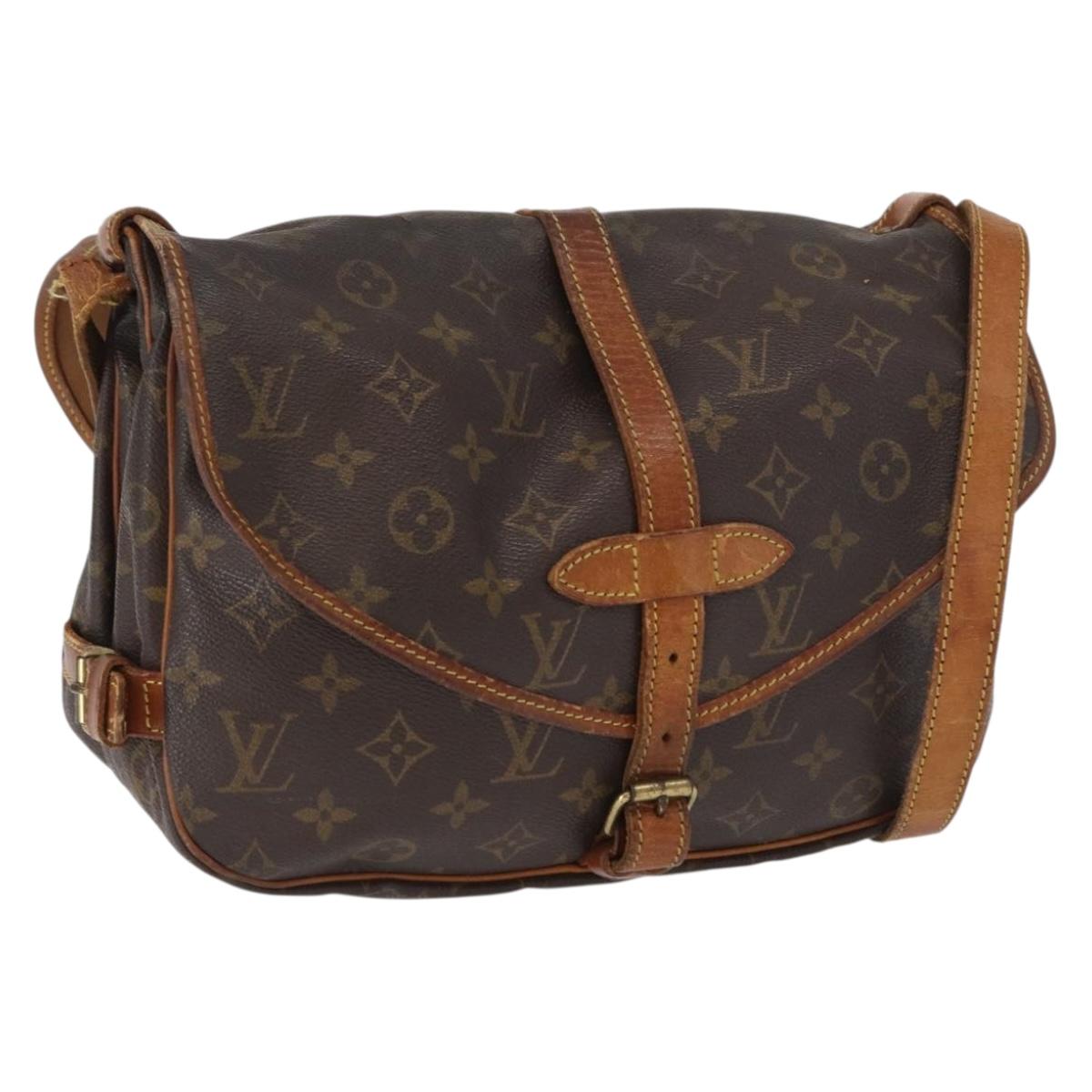 LOUIS VUITTON Monogram Saumur 30 Shoulder Bag M42256 LV Auth 168684