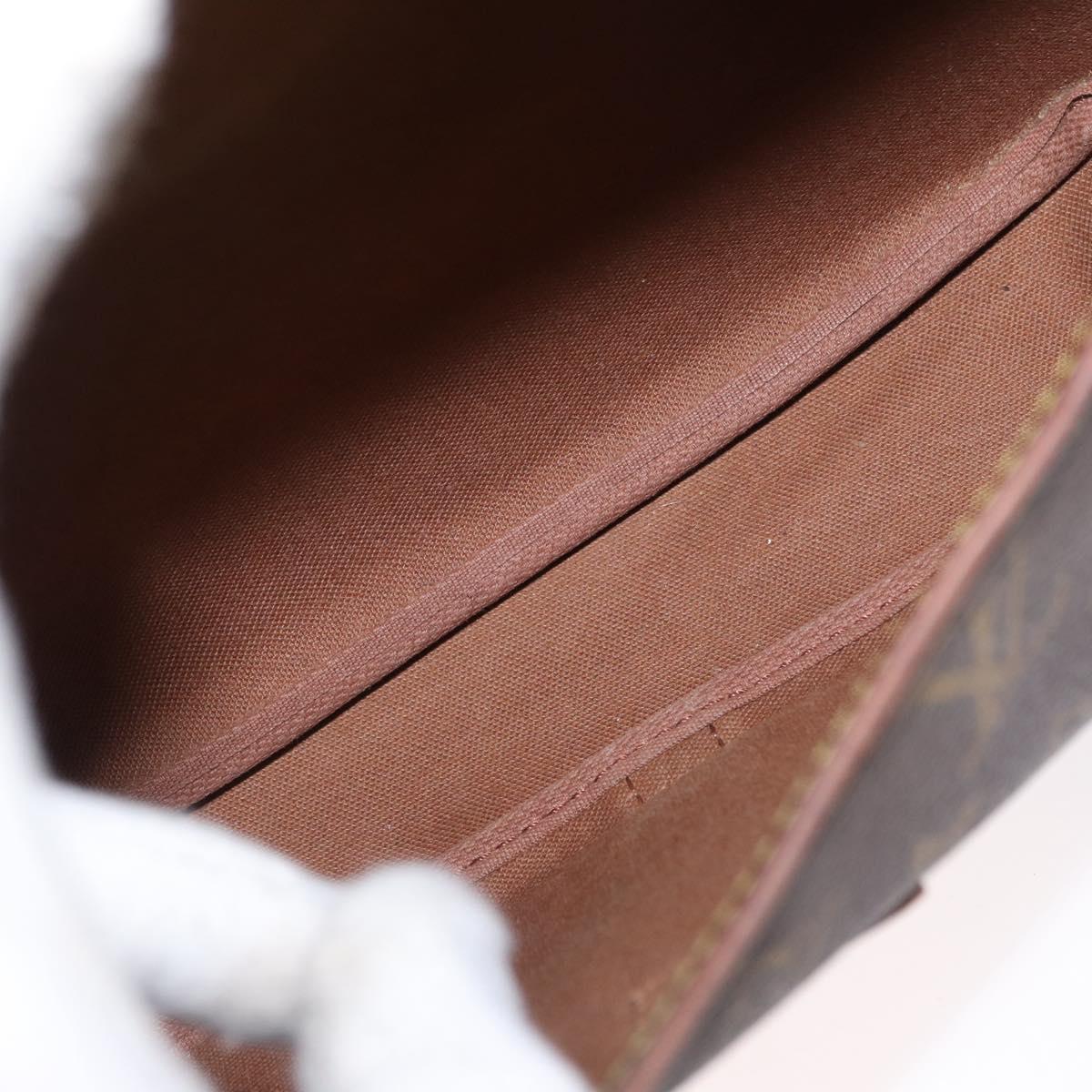 LOUIS VUITTON Monogram Saumur 30 Shoulder Bag M42256 LV Auth 168684