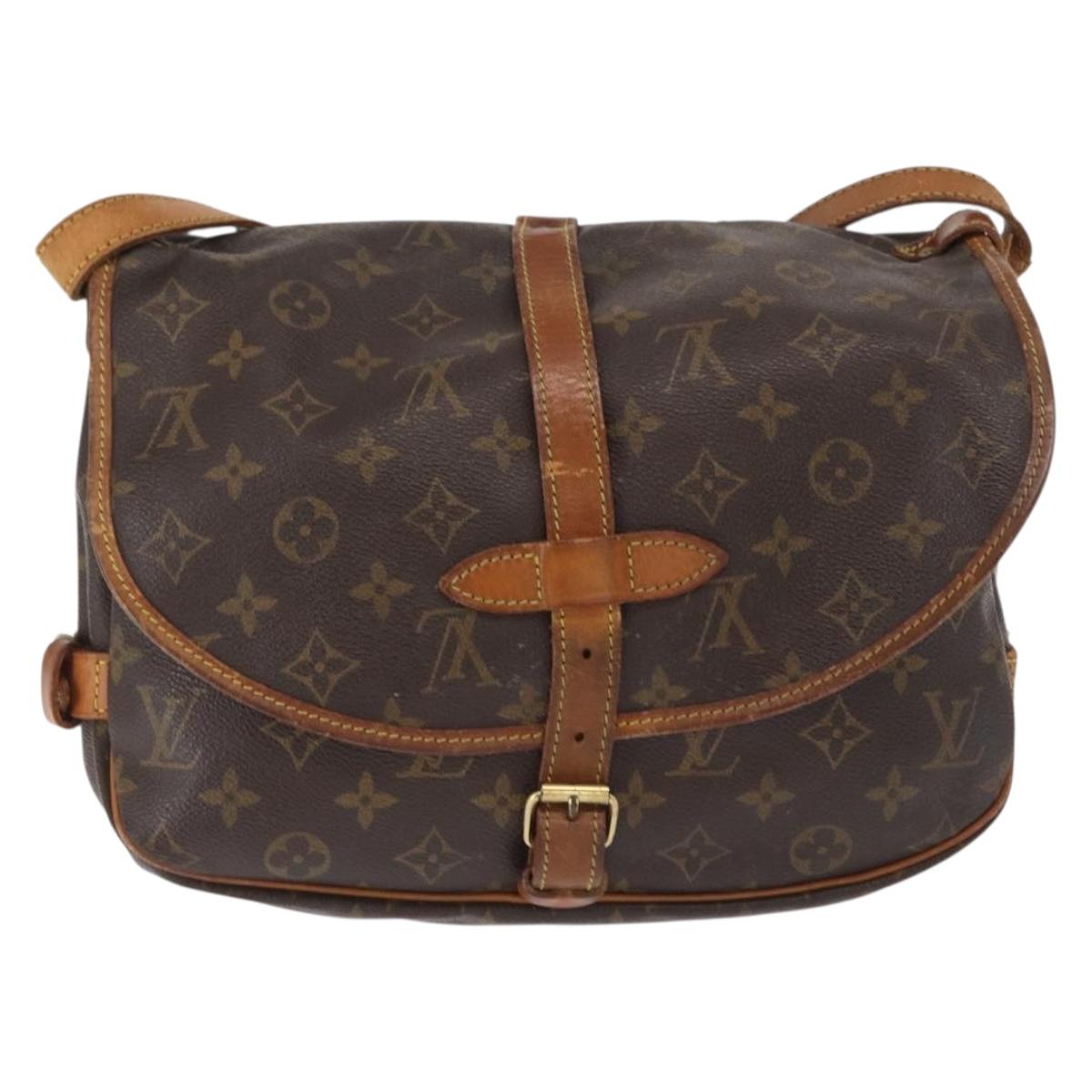 LOUIS VUITTON Monogram Saumur 30 Shoulder Bag M42256 LV Auth 168684