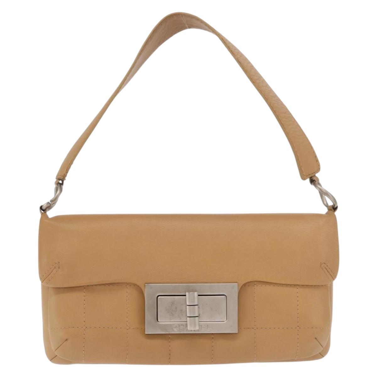 CHANEL Choco Bar 2.55 Shoulder Bag Leather Beige Silver CC Auth 169085