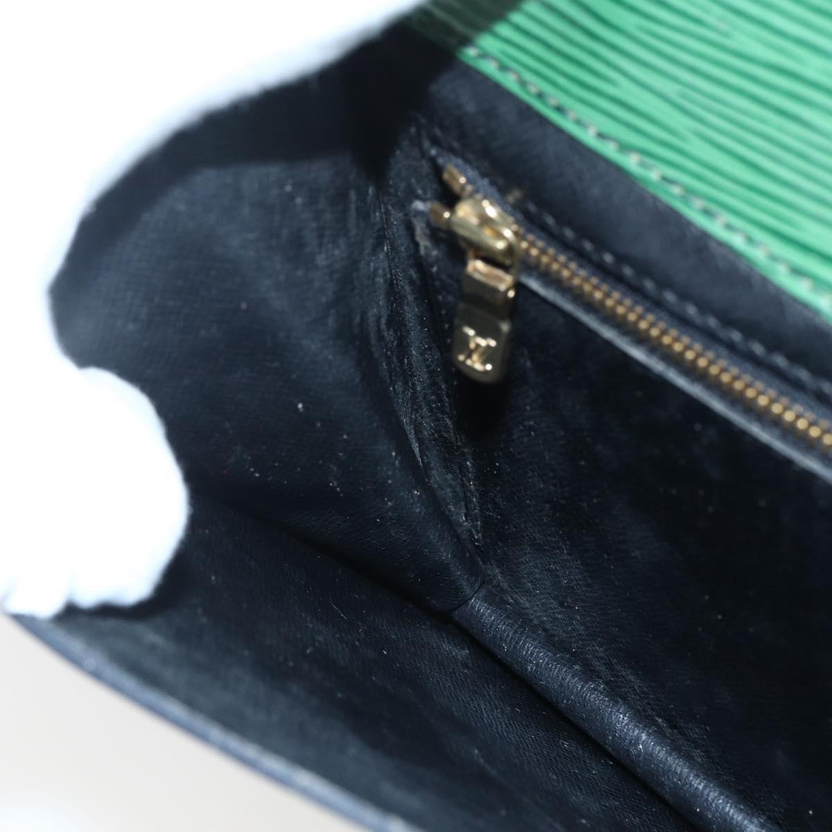 LOUIS VUITTON Epi Montaigne 23 Clutch Bag Green M52664 LV Auth 169311
