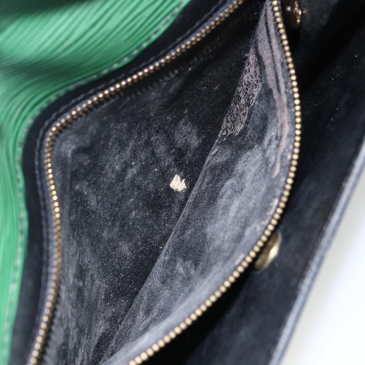 LOUIS VUITTON Epi Montaigne 23 Clutch Bag Green M52664 LV Auth 169311