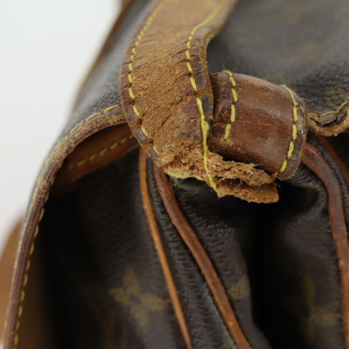 LOUIS VUITTON Monogram Saumur 30 Shoulder Bag M42256 LV Auth 169318
