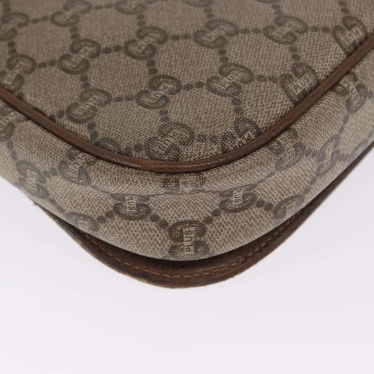 GUCCI GG Plus Supreme Shoulder Bag PVC Beige Gold Auth 169512