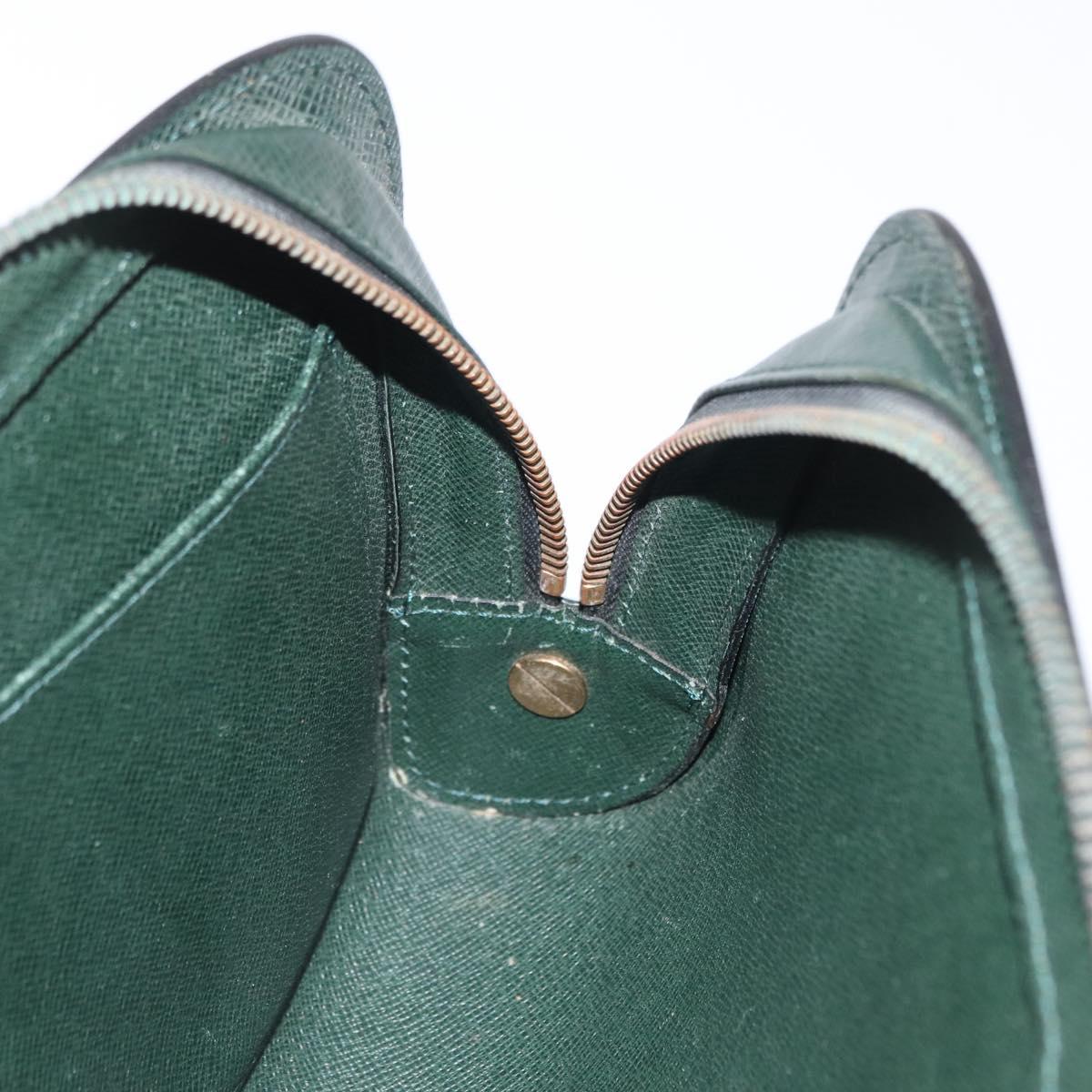 LOUIS VUITTON Taiga Baikal Clutch Bag Epicea M30184 LV Auth 169738