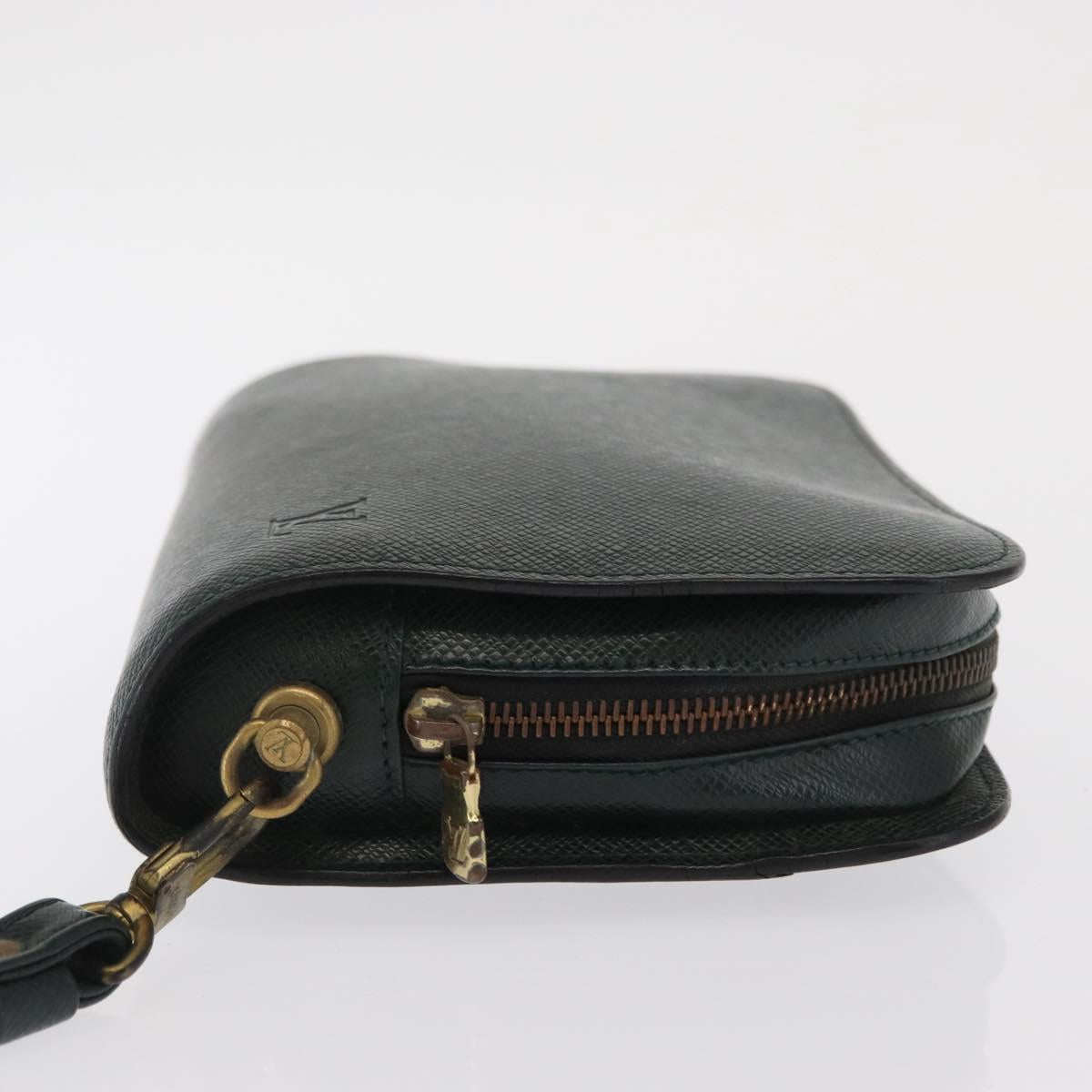 LOUIS VUITTON Taiga Baikal Clutch Bag Epicea M30184 LV Auth 169738