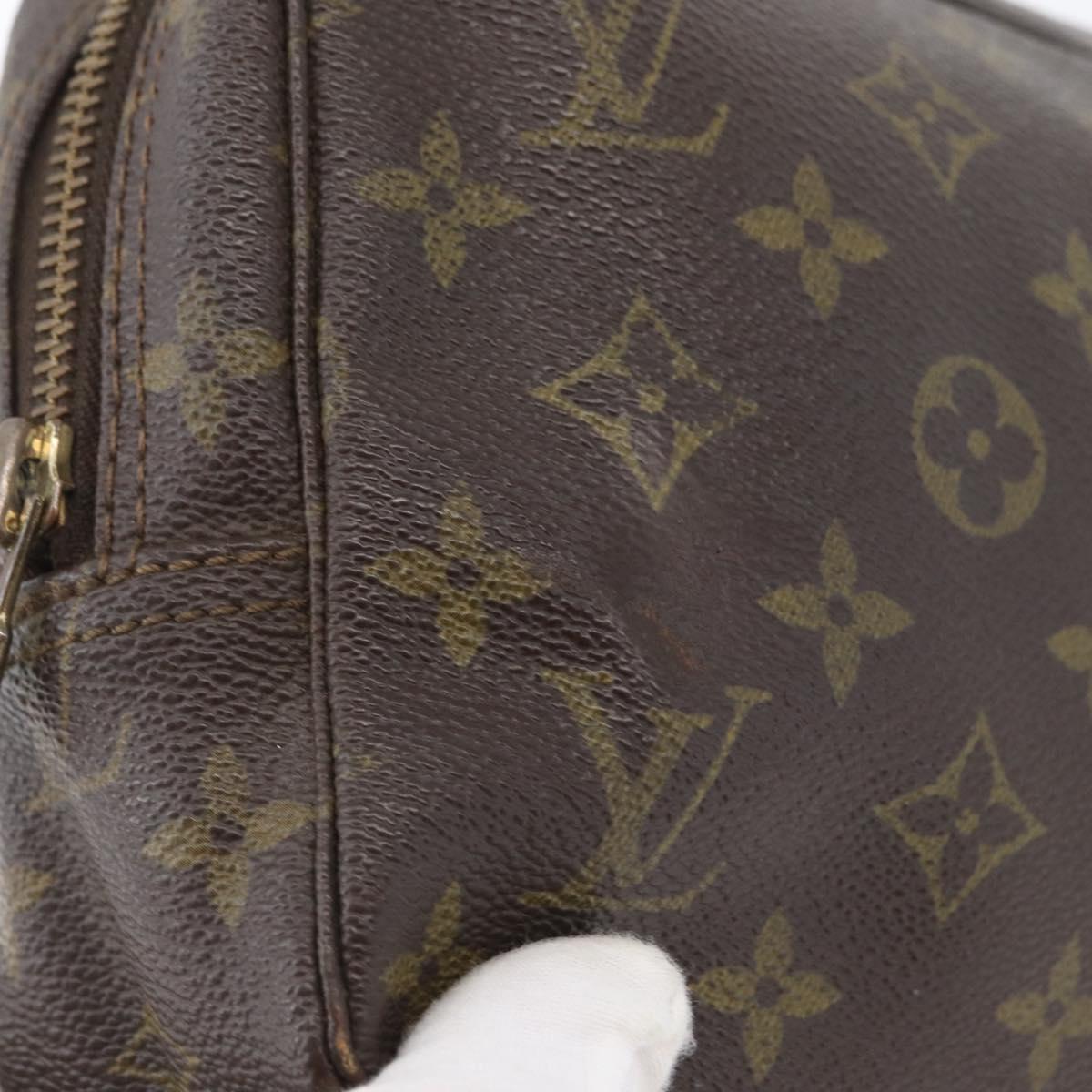 LOUIS VUITTON Monogram Trousse Toilette 23 Clutch Bag M47524 LV Auth 169796