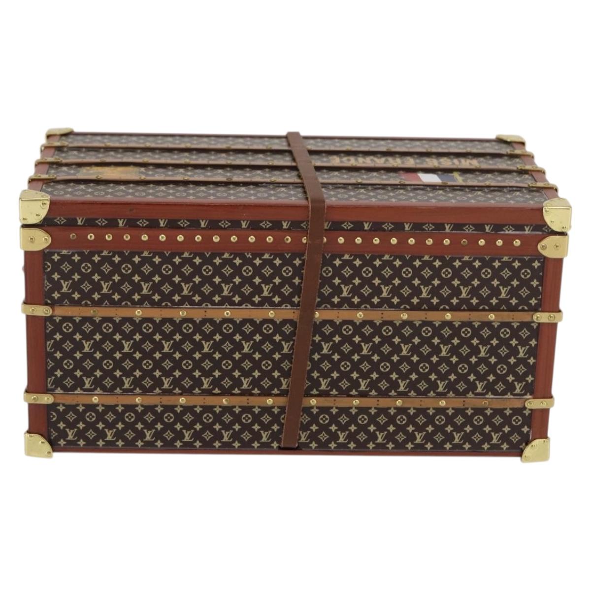 LOUIS VUITTON Miss France Paper Weight Brown M99408 LV Auth 169921