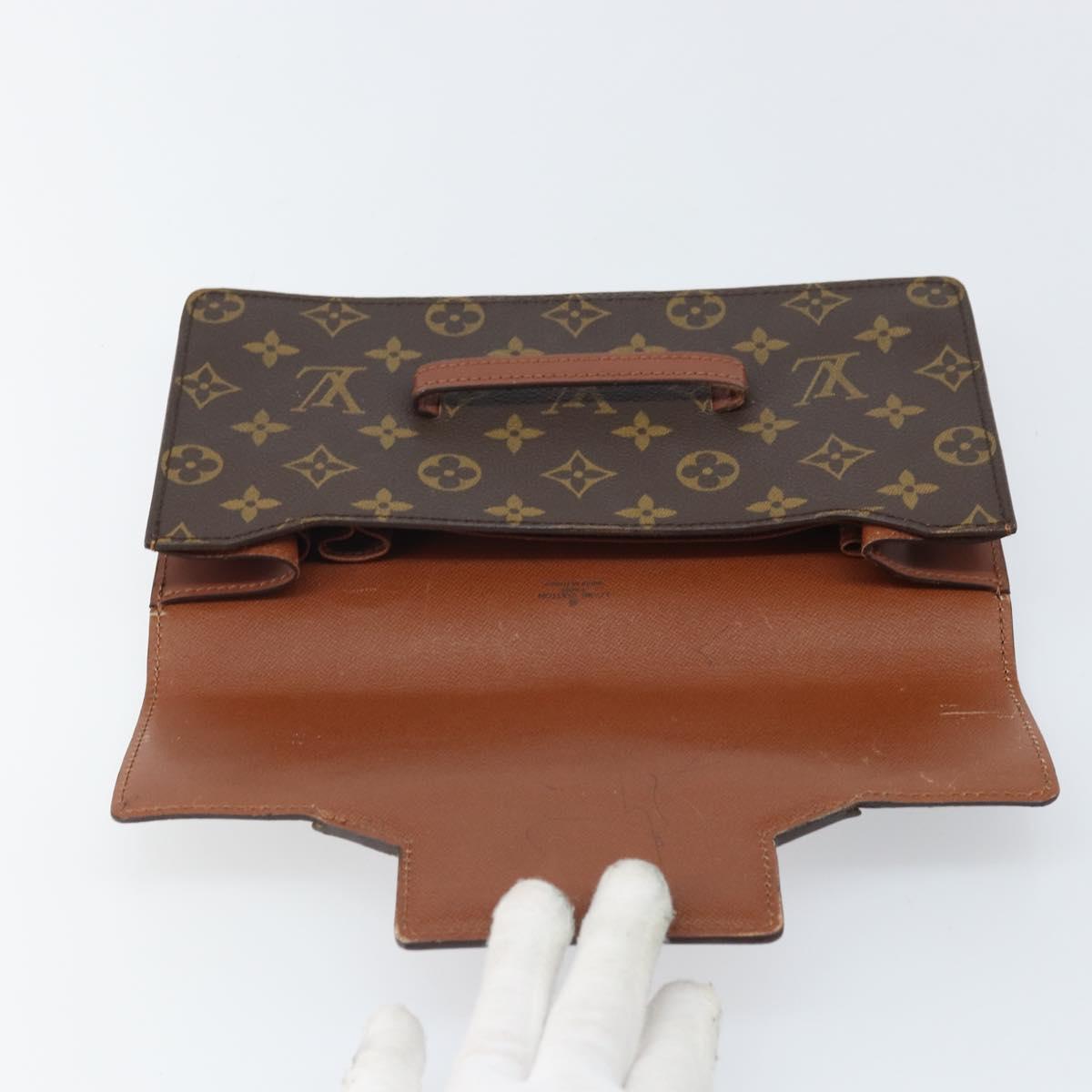 LOUIS VUITTON Monogram Chaillot Clutch Bag M51786 LV Auth 169992