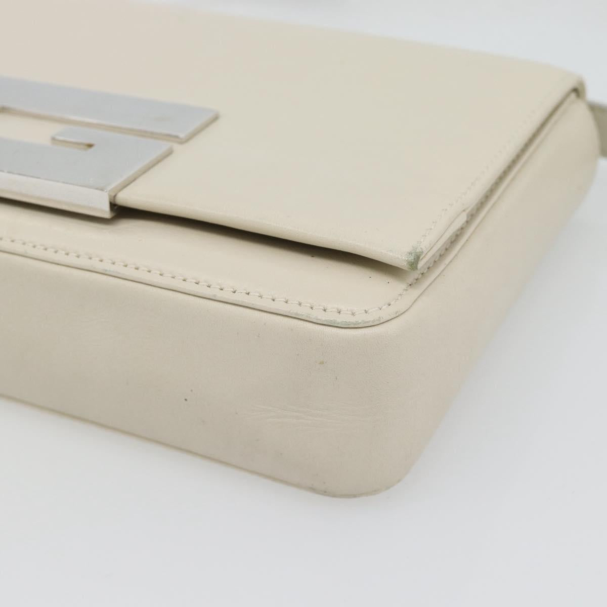 GUCCI Shoulder Bag Leather White Silver Auth 170113
