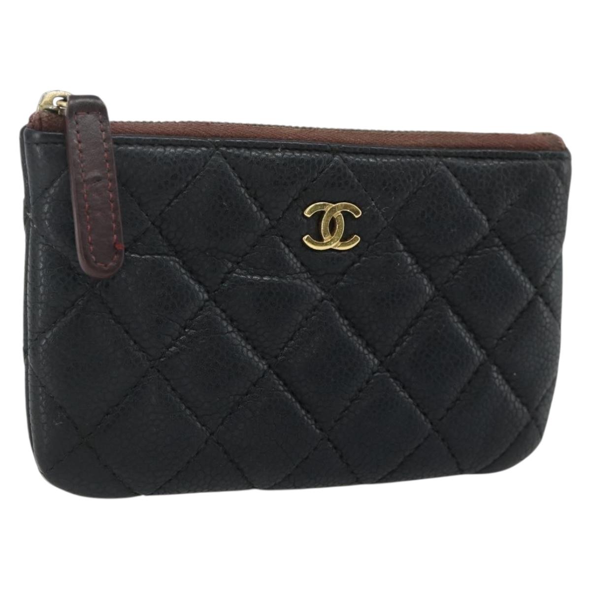 CHANEL Pouch Caviar Skin Black Gold CC Auth 170547A