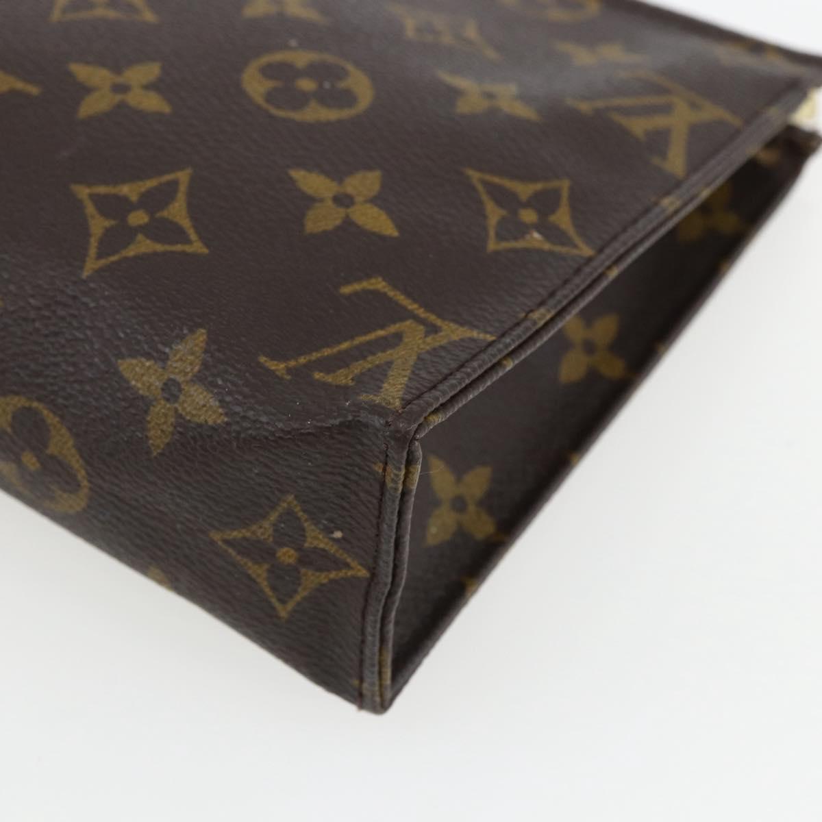 LOUIS VUITTON Monogram Poche Toilette 19 Pouch M47544 LV Auth 170581