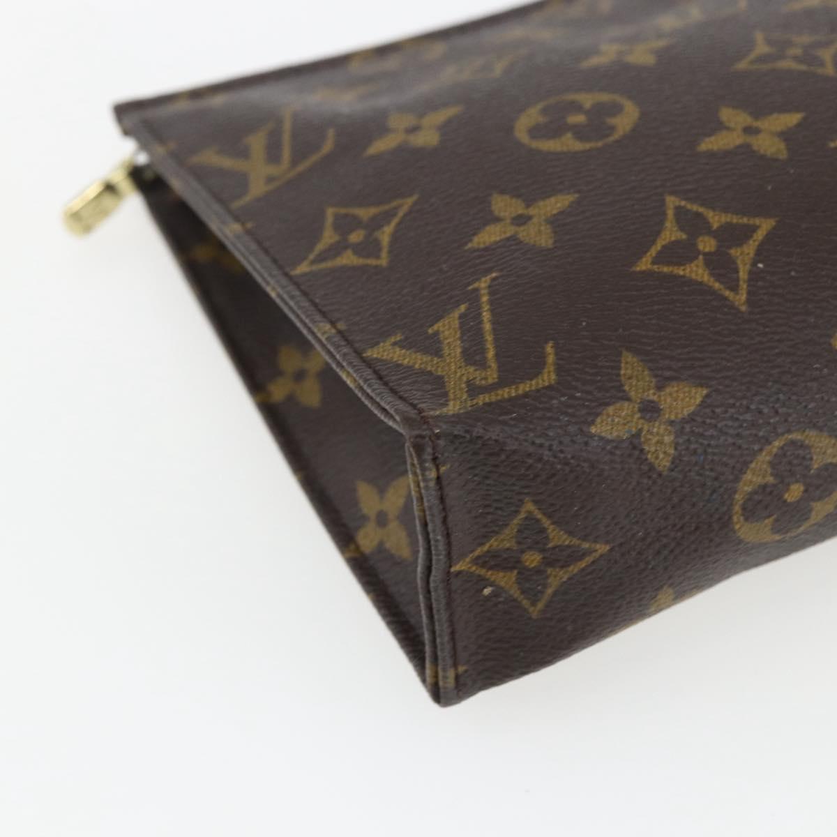 LOUIS VUITTON Monogram Poche Toilette 19 Pouch M47544 LV Auth 170581