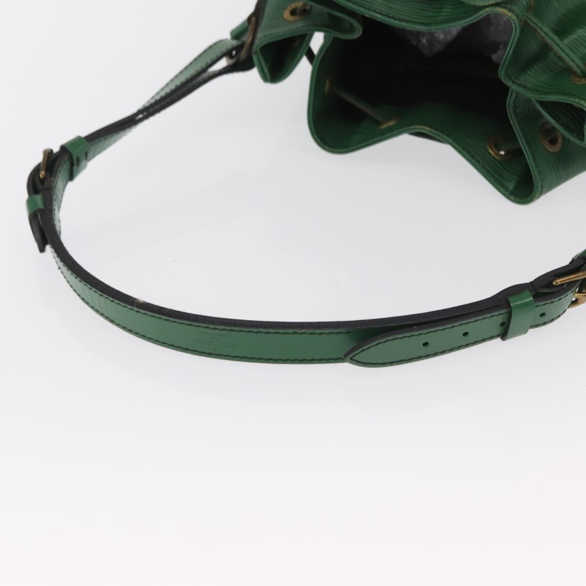 LOUIS VUITTON Epi Noe Shoulder Bag Green M44004 LV Auth 170593