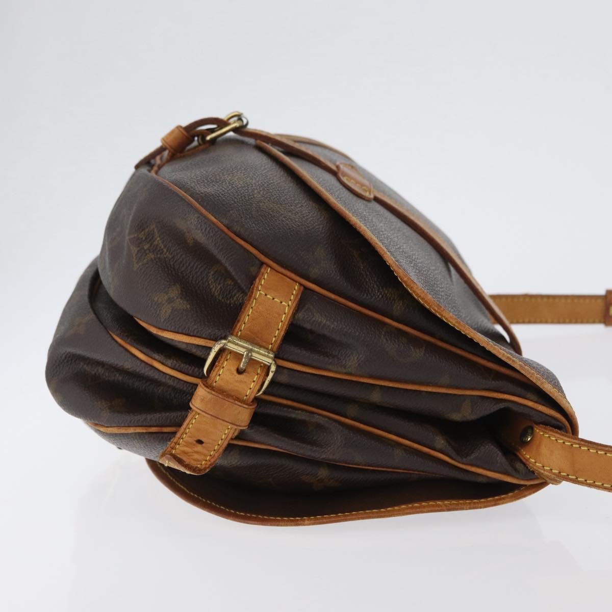 LOUIS VUITTON Monogram Saumur 30 Shoulder Bag M42256 LV Auth 170962
