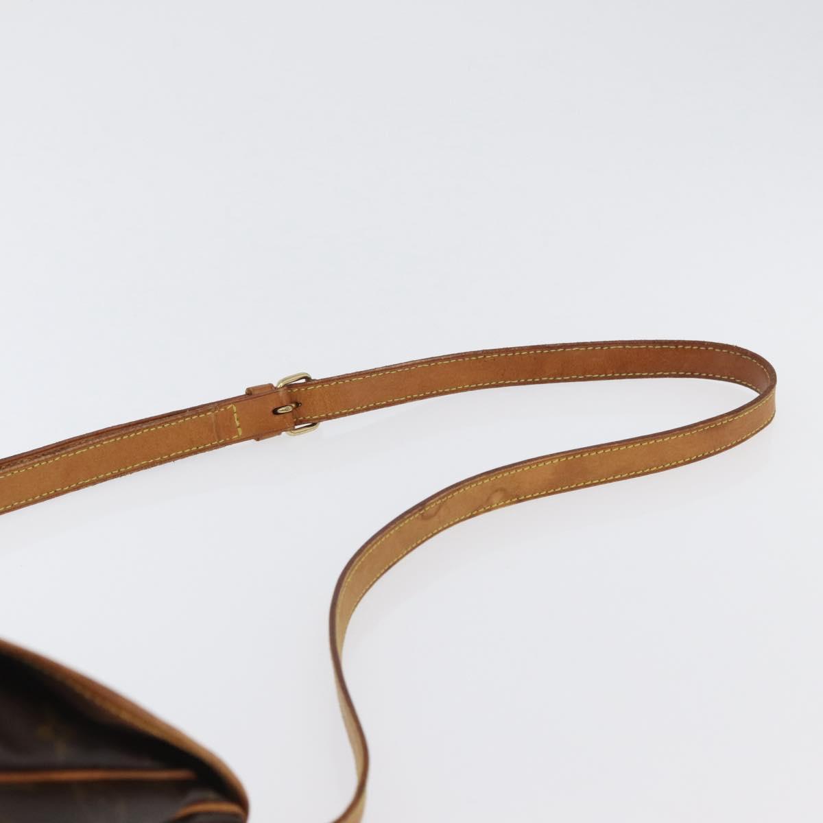 LOUIS VUITTON Monogram Saumur 30 Shoulder Bag M42256 LV Auth 170962