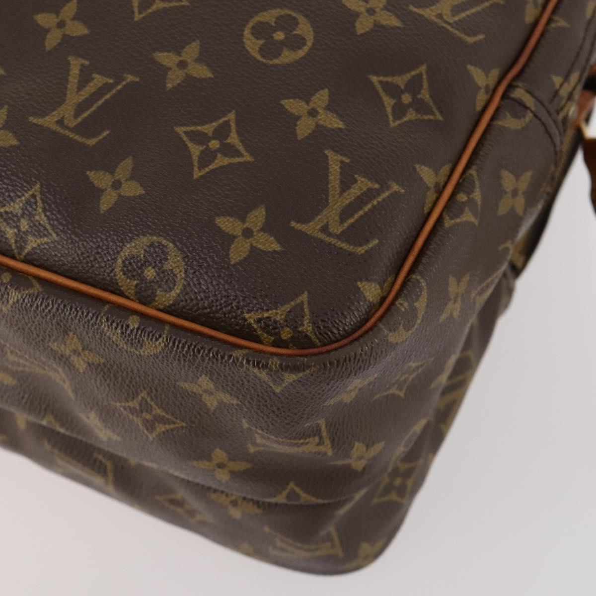 LOUIS VUITTON Monogram Reporter GM Shoulder Bag M45252 LV Auth 170965