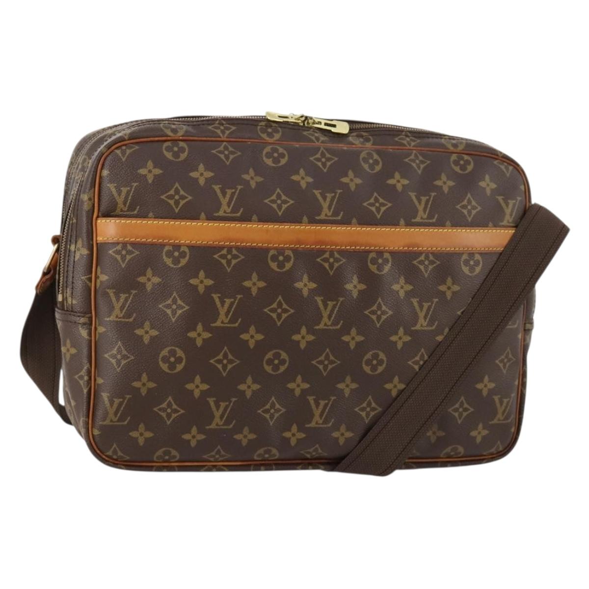 LOUIS VUITTON Monogram Reporter GM Shoulder Bag M45252 LV Auth 170965