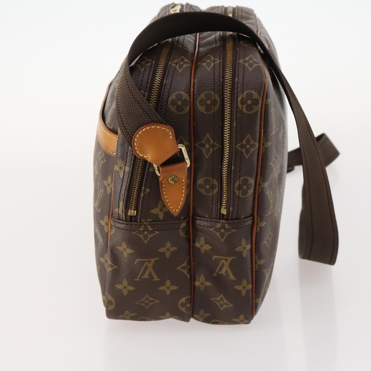 LOUIS VUITTON Monogram Reporter GM Shoulder Bag M45252 LV Auth 170965