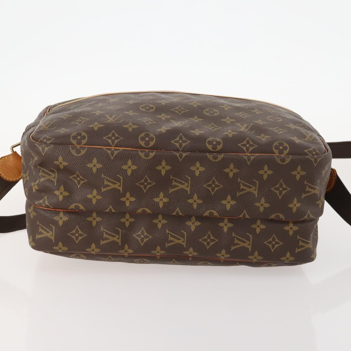 LOUIS VUITTON Monogram Reporter GM Shoulder Bag M45252 LV Auth 170965