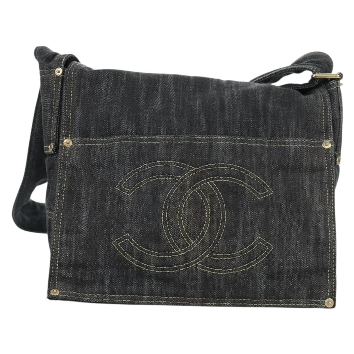 CHANEL COCO Mark Shoulder Bag Denim Navy Gold CC Auth 171512SAM