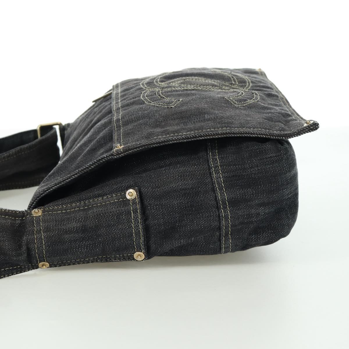 CHANEL COCO Mark Shoulder Bag Denim Navy Gold CC Auth 171512SAM