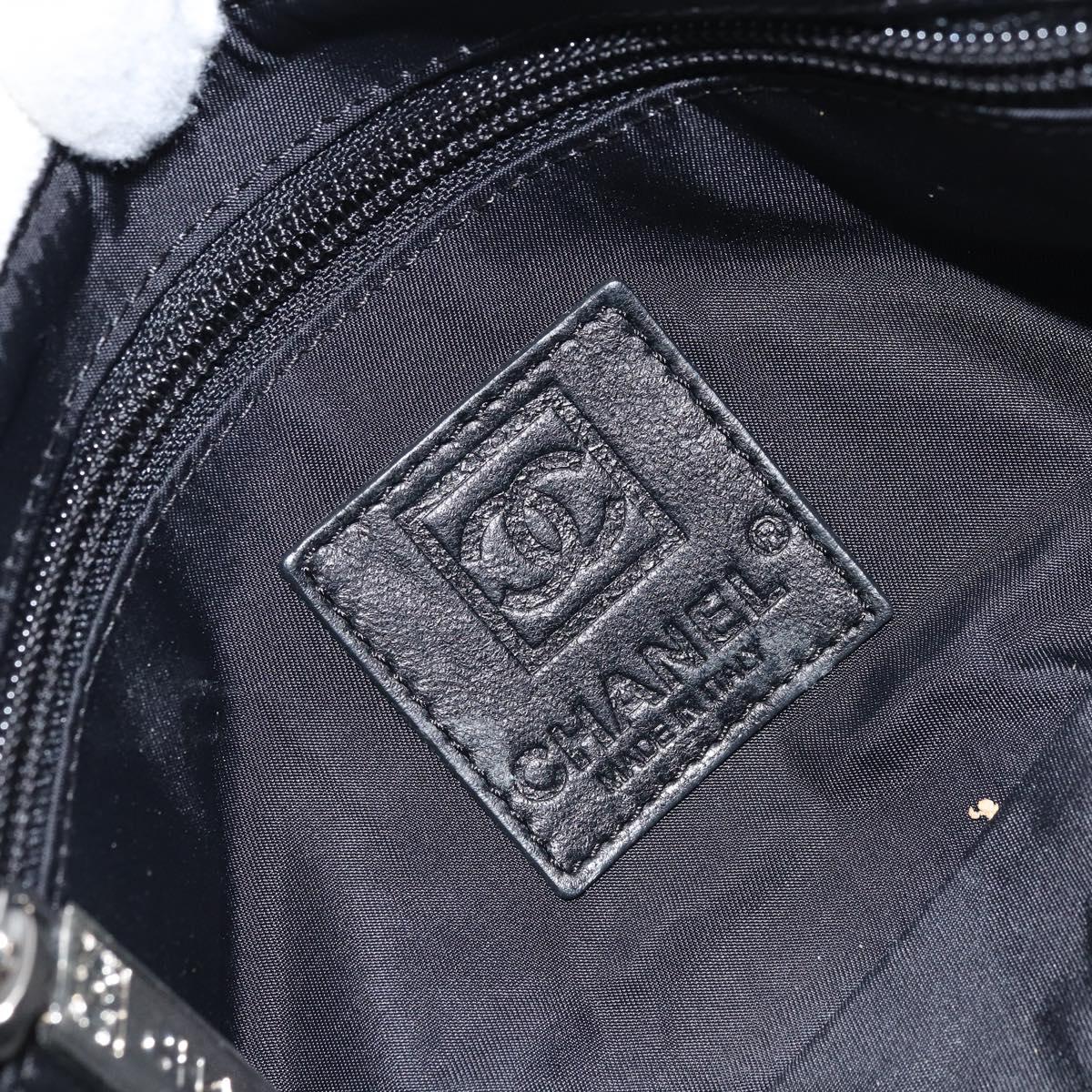 CHANEL Chain Shoulder Bag Pile White Silver CC Auth 171518A