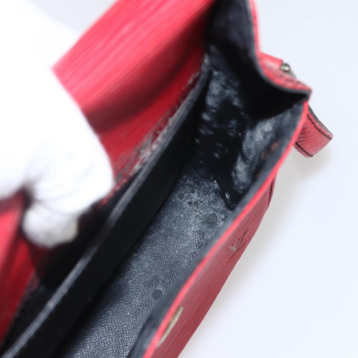LOUIS VUITTON Epi Saint Cloud PM Shoulder Bag Red M52217 LV Auth 171556