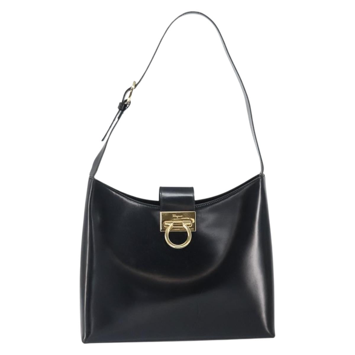 Salvatore Ferragamo Gancini Shoulder Bag Patent leather Gold Black Auth 171642