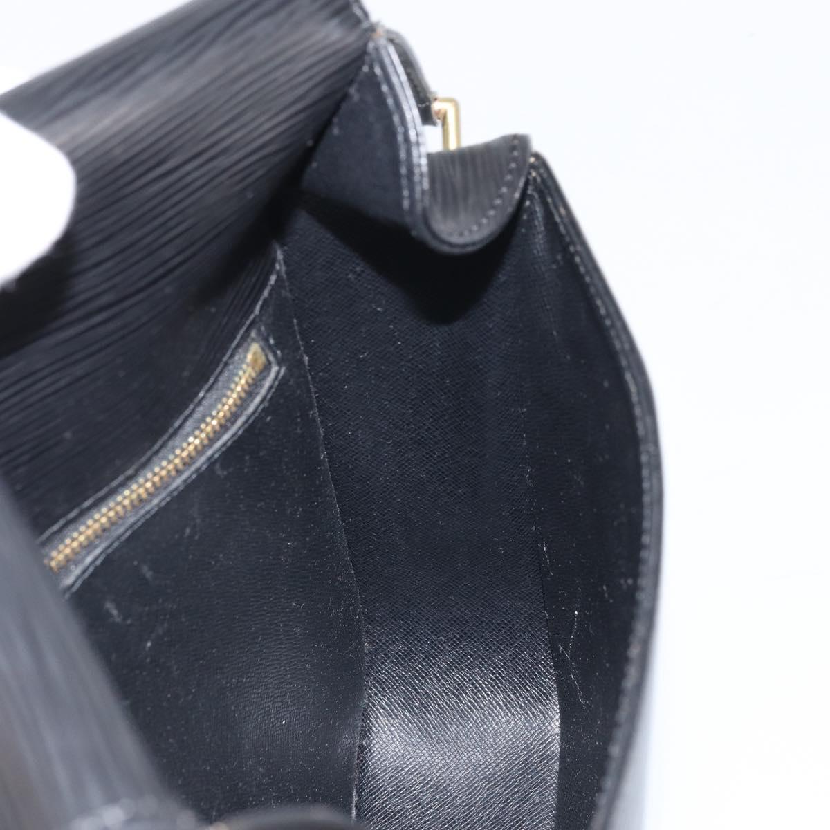 LOUIS VUITTON Epi Saint Cloud GM Shoulder Bag Black Noir M52192 LV Auth 171693A