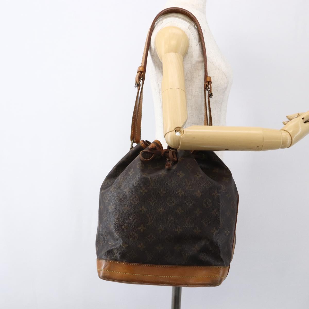 LOUIS VUITTON Monogram Noe Shoulder Bag M42224 LV Auth 171703A