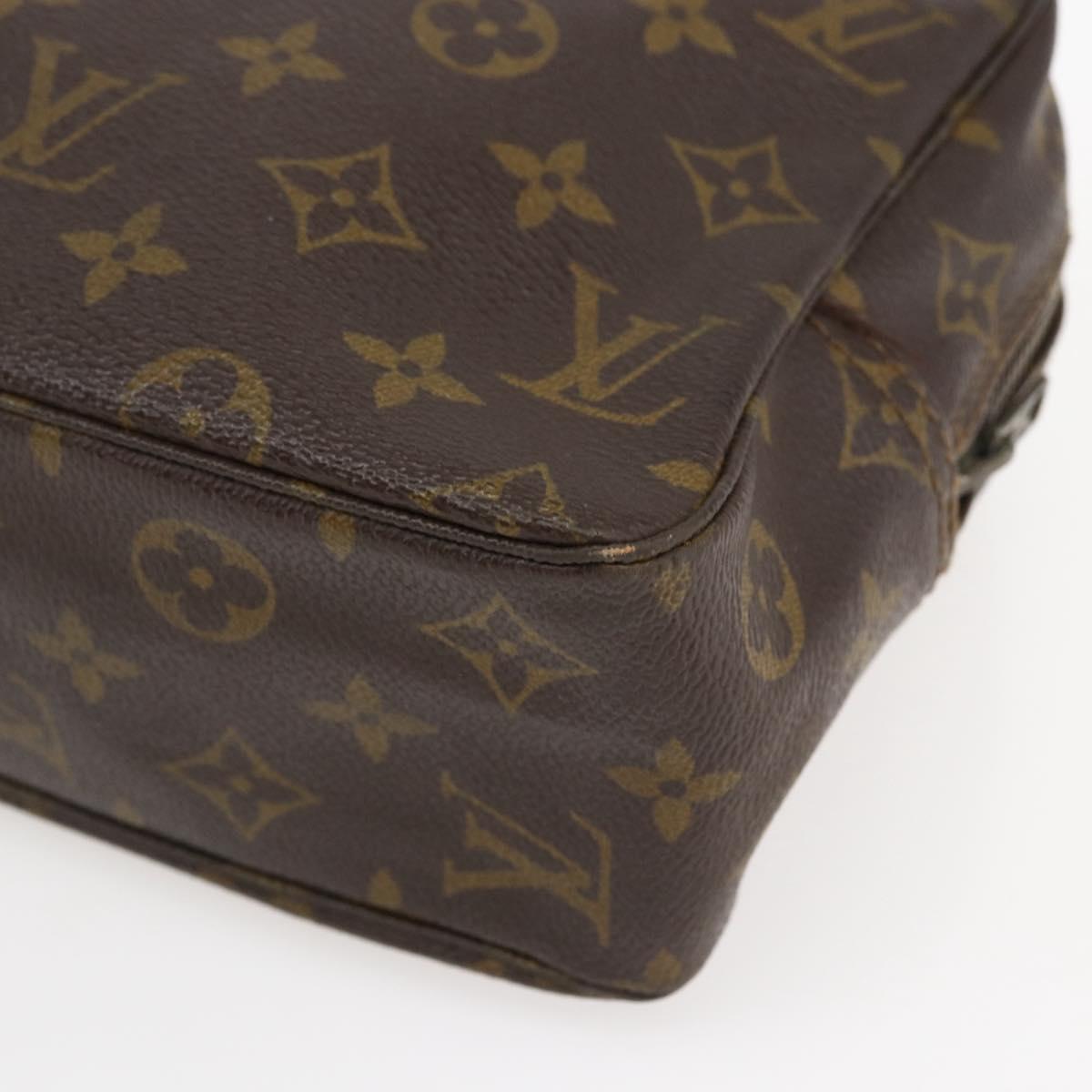 LOUIS VUITTON Monogram Trousse Toilette 28 Clutch Bag M47522 LV Auth 171810