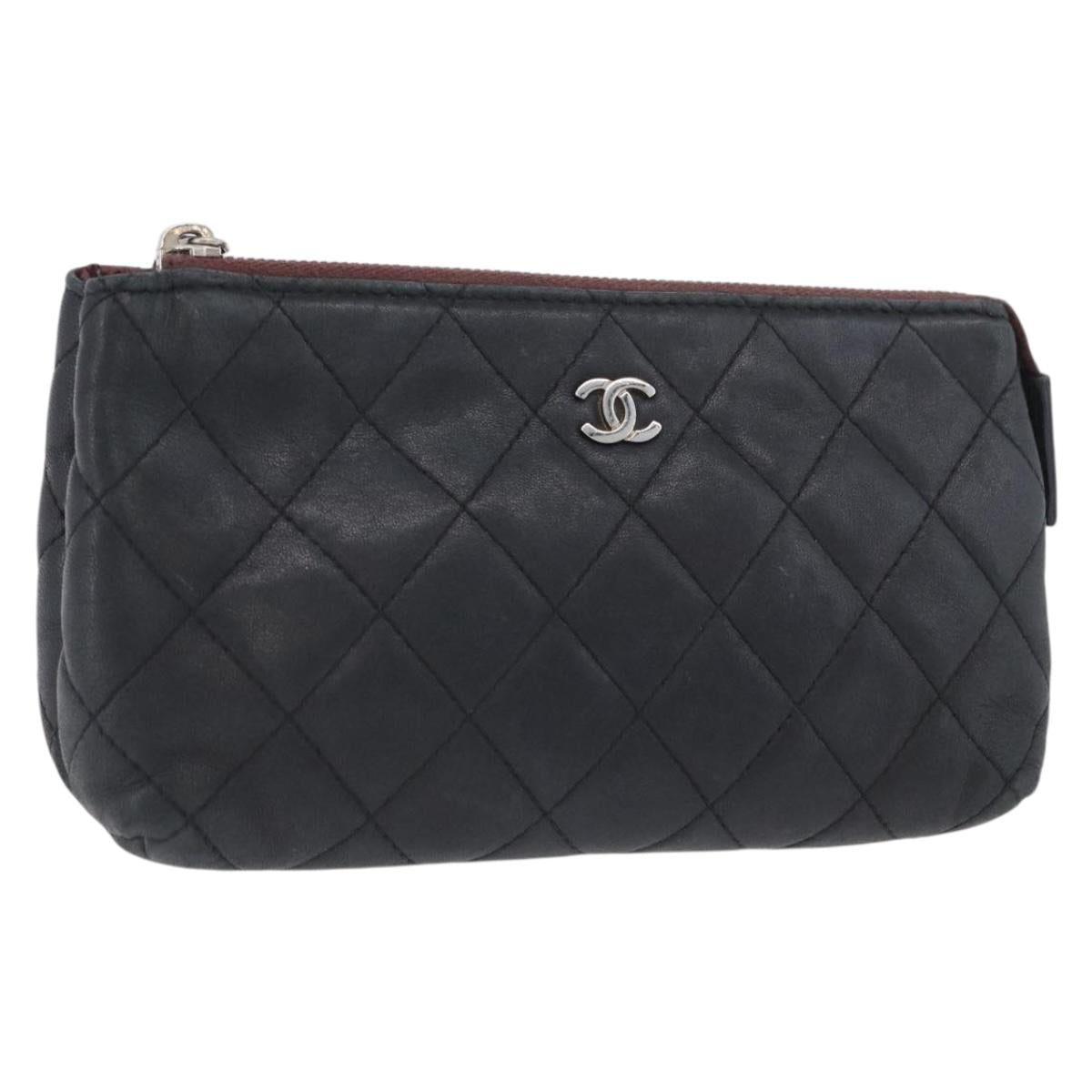 CHANEL Matelasse Pouch Lamb Skin Black Gold CC Auth 171878