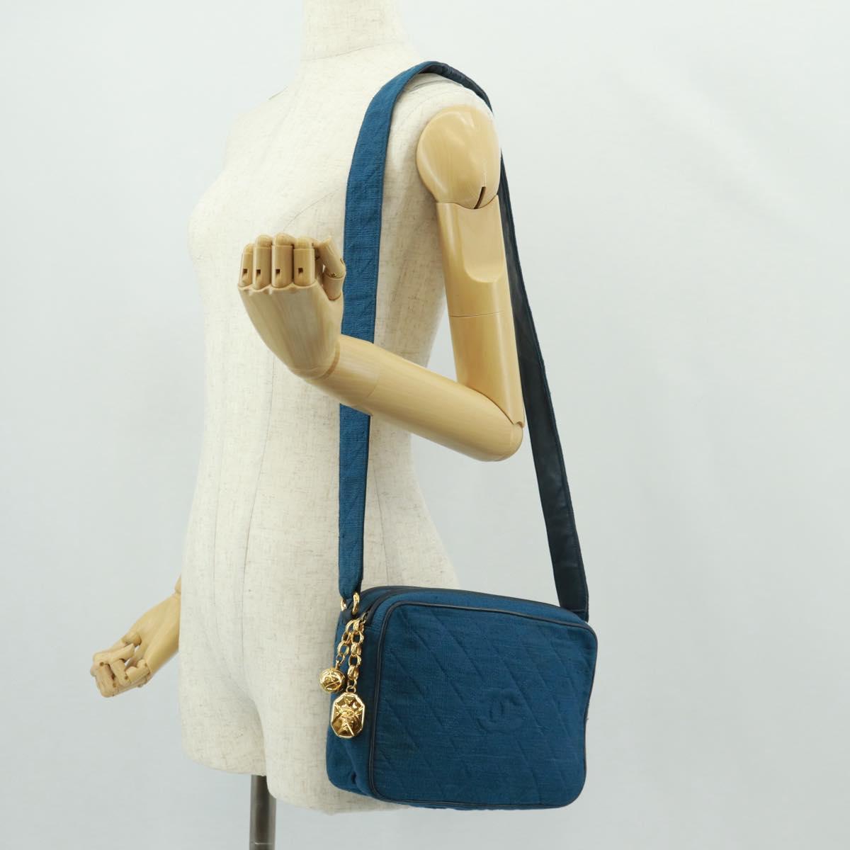 CHANEL Matelasse Shoulder Bag Canvas Navy Gold CC Auth 171908V