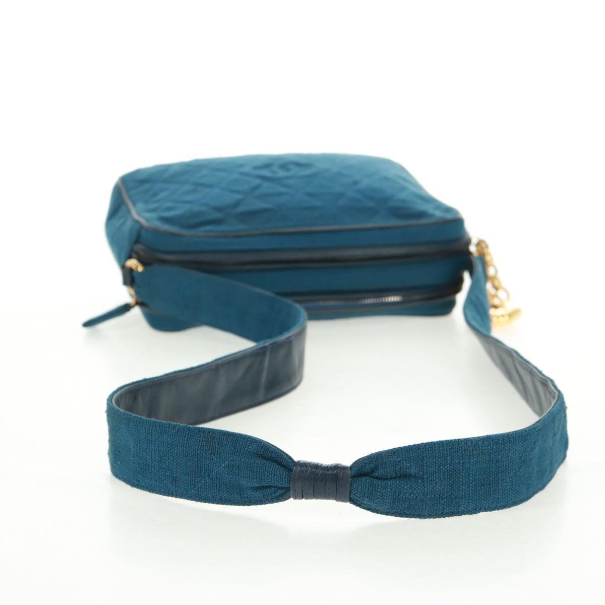 CHANEL Matelasse Shoulder Bag Canvas Navy Gold CC Auth 171908V