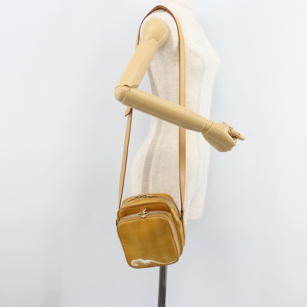 LOUIS VUITTON Monogram Vernis Wooster Shoulder Bag Beige LV Auth 172122
