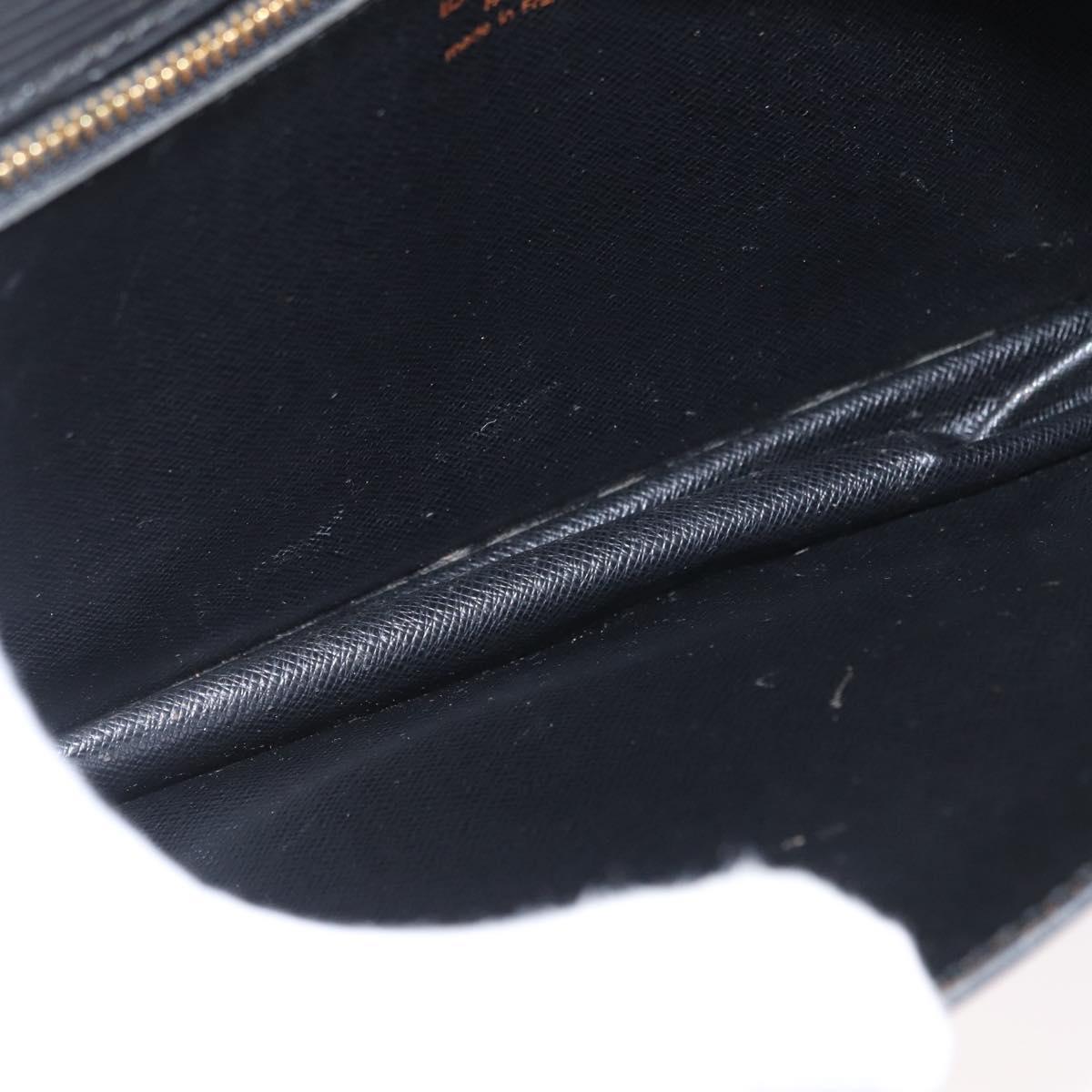 LOUIS VUITTON Epi Serie Dragonne Clutch Bag Black Noir M52612 LV Auth 172395