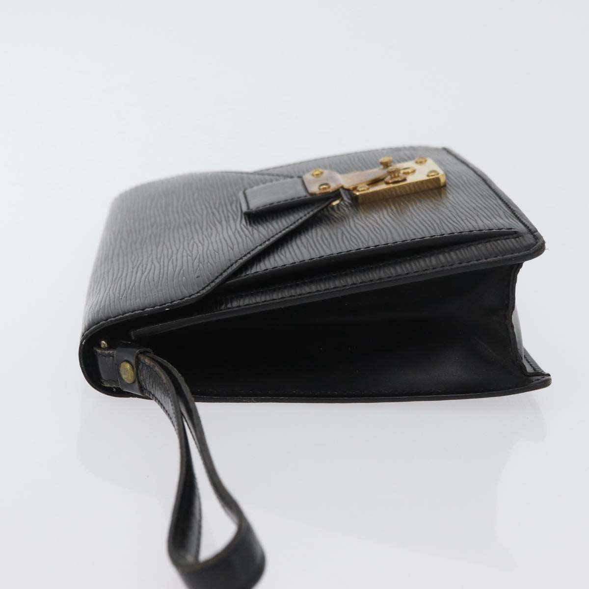 LOUIS VUITTON Epi Serie Dragonne Clutch Bag Black Noir M52612 LV Auth 172395