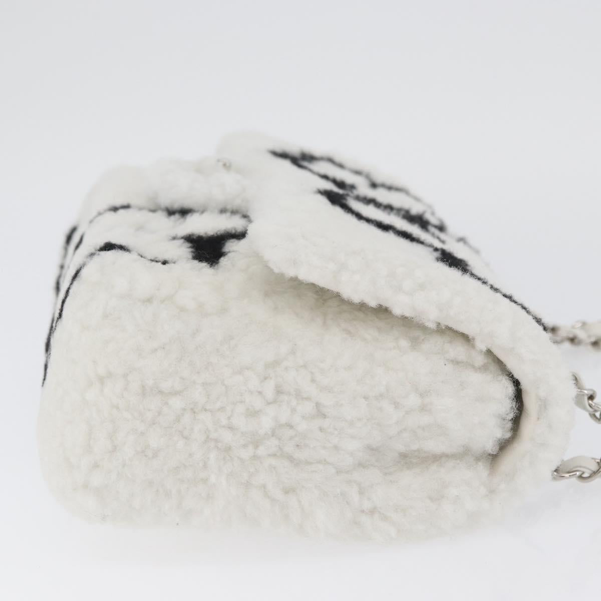CHANEL Matelasse 25 Chain Shoulder Bag Mouton White Silver CC Auth 172561SM