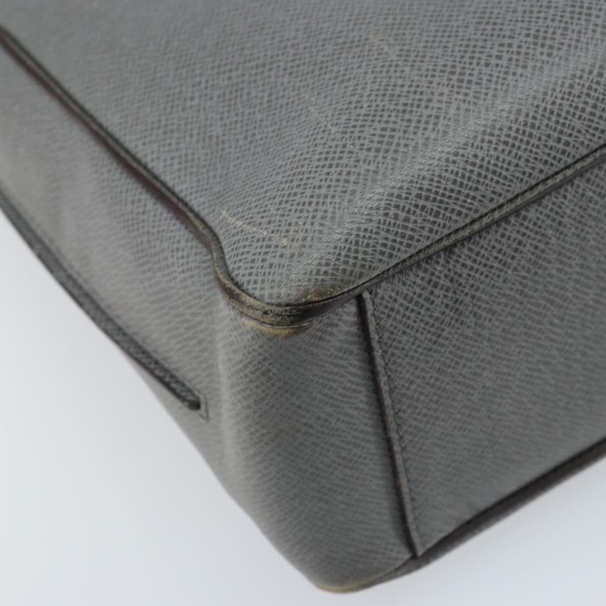 LOUIS VUITTON Taiga Roman MM Shoulder Bag Gray Gracie M32623 LV Auth 172661