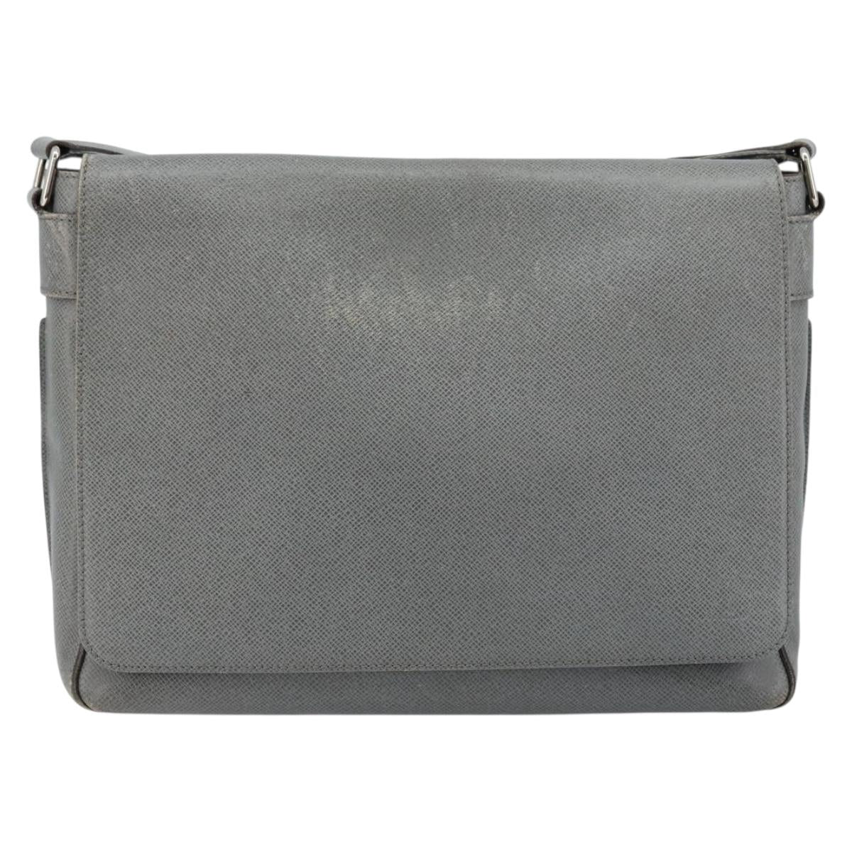 LOUIS VUITTON Taiga Roman MM Shoulder Bag Gray Gracie M32623 LV Auth 172661