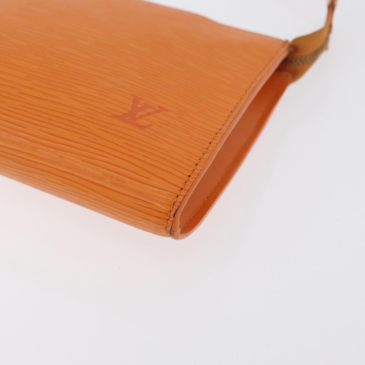 LOUIS VUITTON Epi Pochette Accessoires Pouch Orange Mandarin M5294H Auth 172673