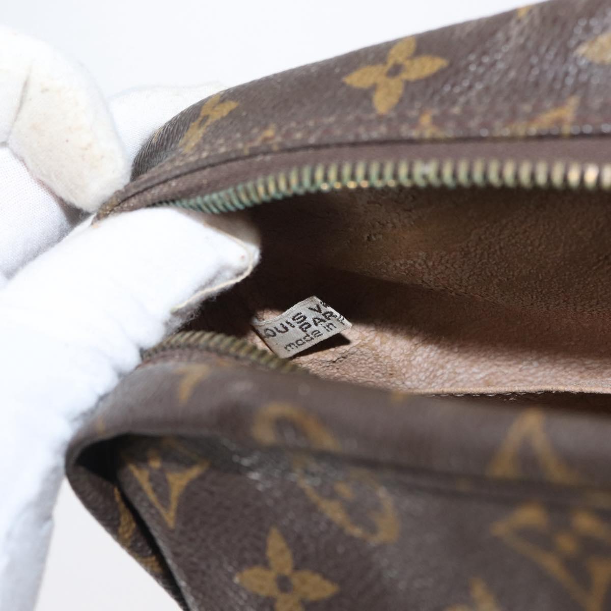 LOUIS VUITTON Monogram Trousse Toilette 28 Clutch Bag M47522 LV Auth 172887