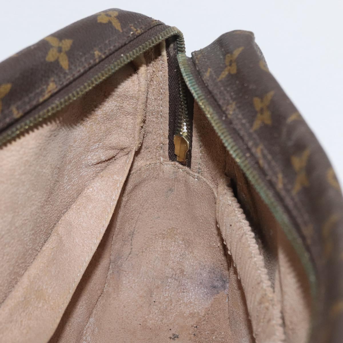 LOUIS VUITTON Monogram Trousse Toilette 28 Clutch Bag M47522 LV Auth 172887