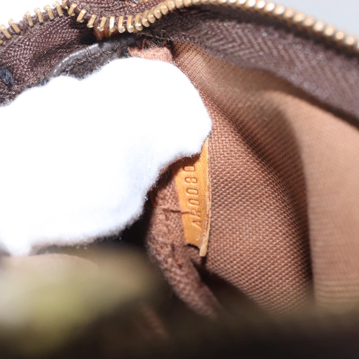 LOUIS VUITTON Monogram Pochette Accessoires Pouch M51980 LV Auth 172982