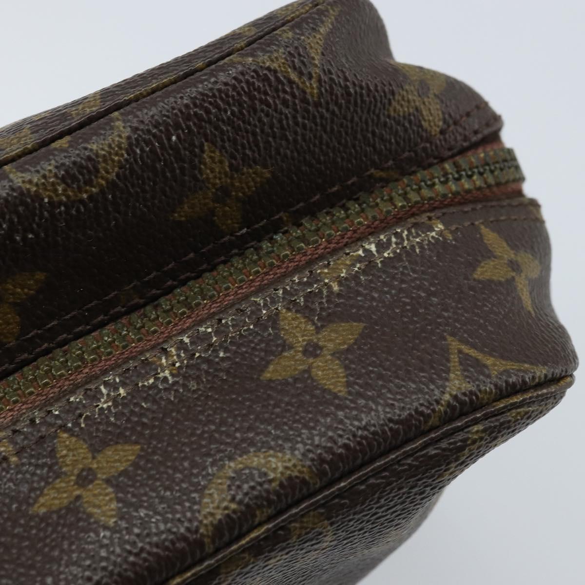 LOUIS VUITTON Monogram Trousse Toilette 28 Clutch Bag M47522 LV Auth 173107