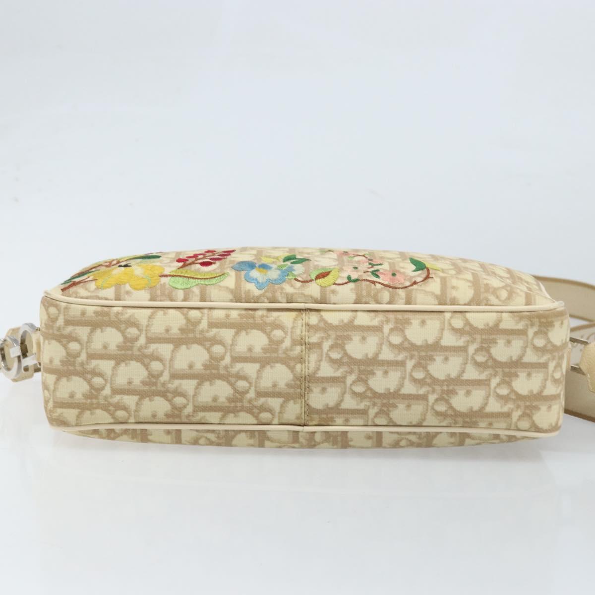 Christian Dior Trotter Canvas Shoulder Bag PVC Ivory Silver Auth 173352V